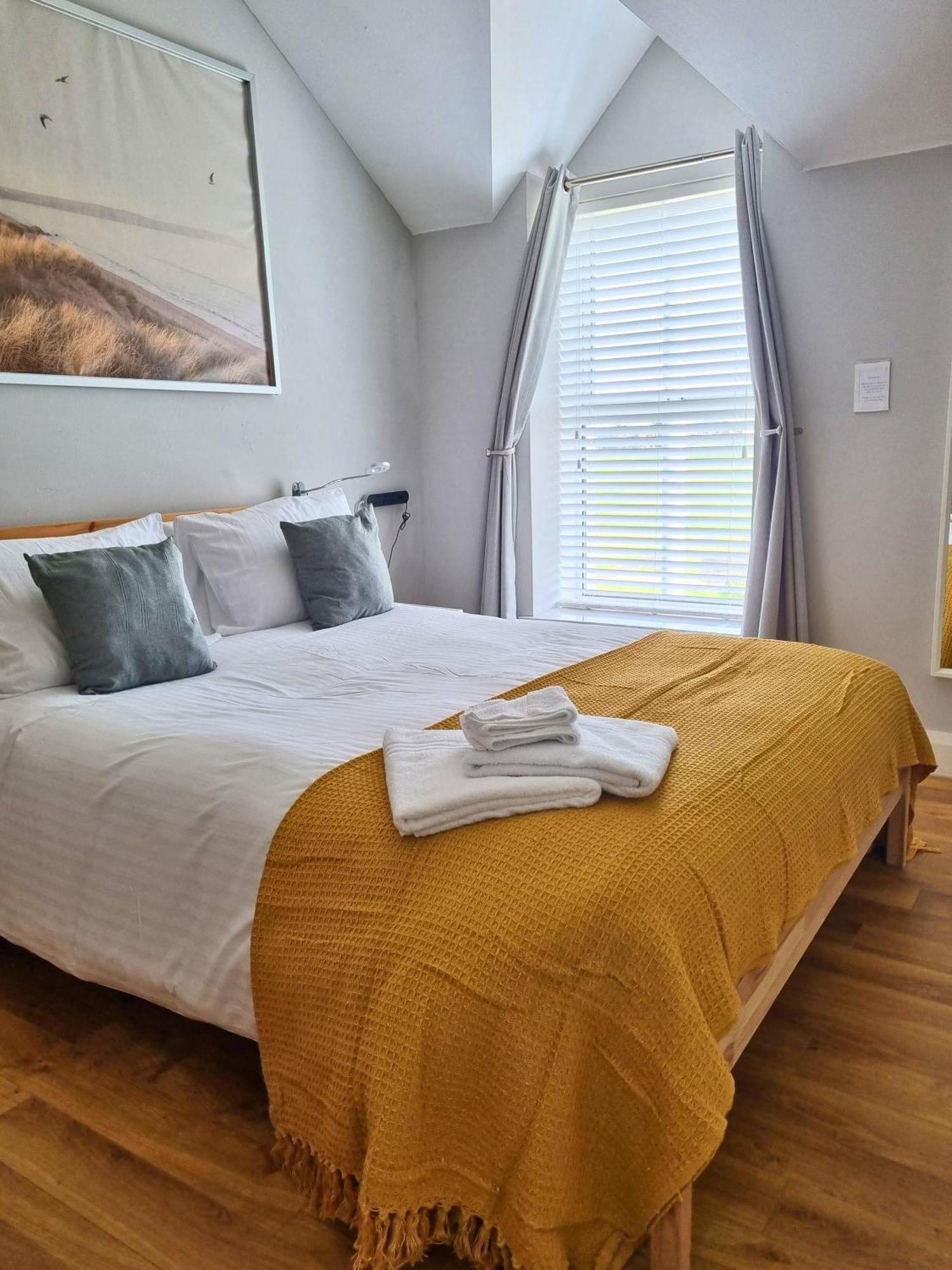 5 Dunluce Park - Portrush By The Sea Daire Dış mekan fotoğraf