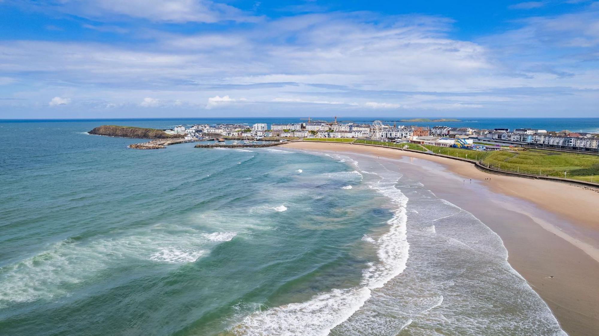 5 Dunluce Park - Portrush By The Sea Daire Dış mekan fotoğraf